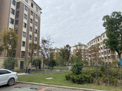 月廈新天地優(yōu)點(diǎn) 不足,月廈新天地怎么樣,月廈新天地周邊房產(chǎn)中介經(jīng)紀(jì)人評(píng)價(jià)